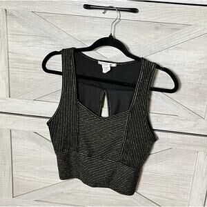 CAUTION TO THE WIND women’s top size L